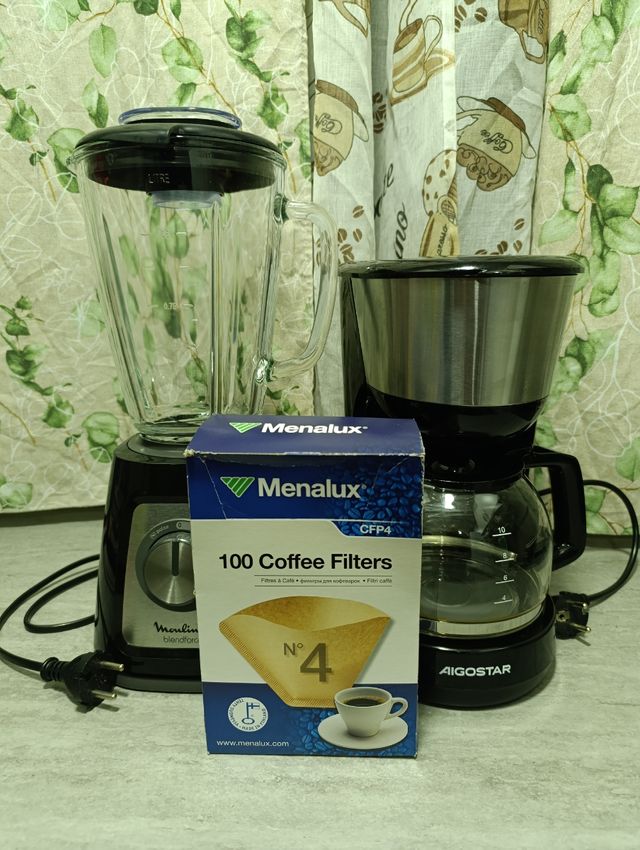 Caffettiera e frullatore da bicchiere