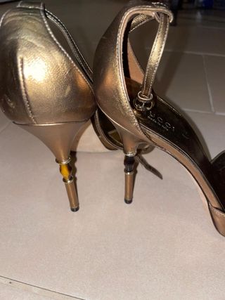Gucci bronce metálico