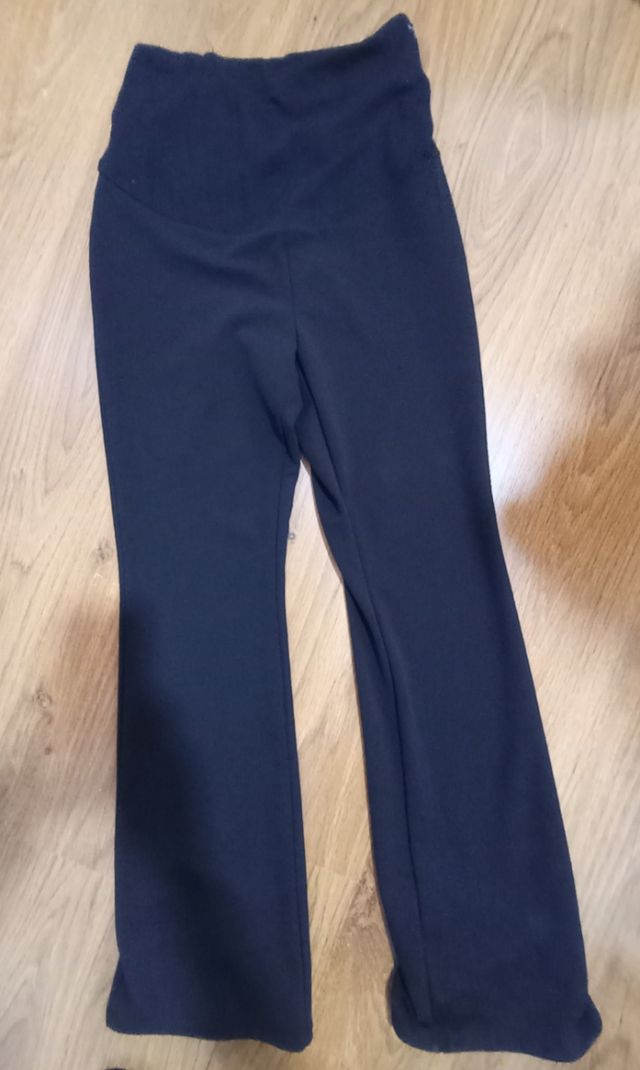 Pantalón negro premamá