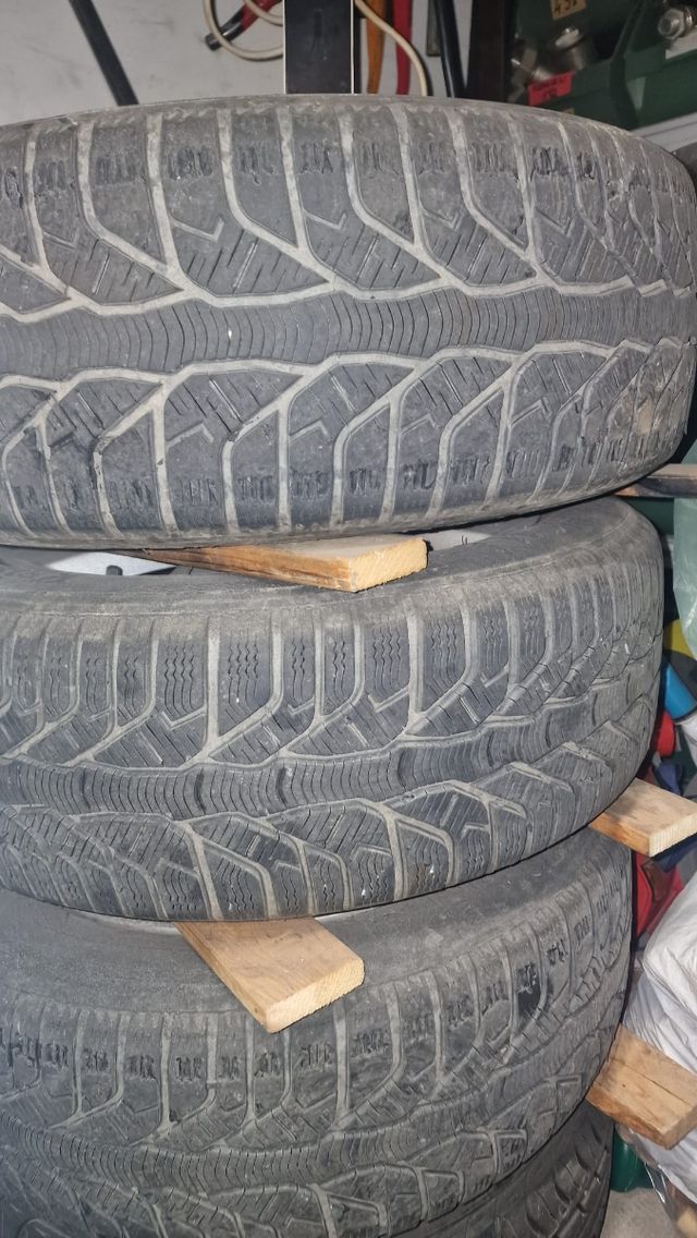 Cerchi in lega 16" + gomme 205/55/16