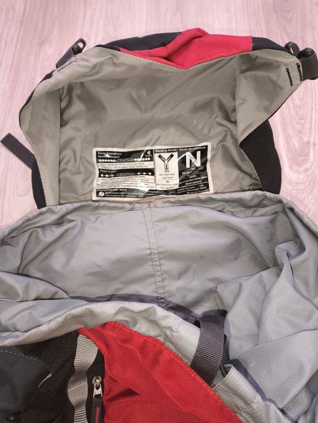 Mochila deuter 70+15 montaña alpinismo