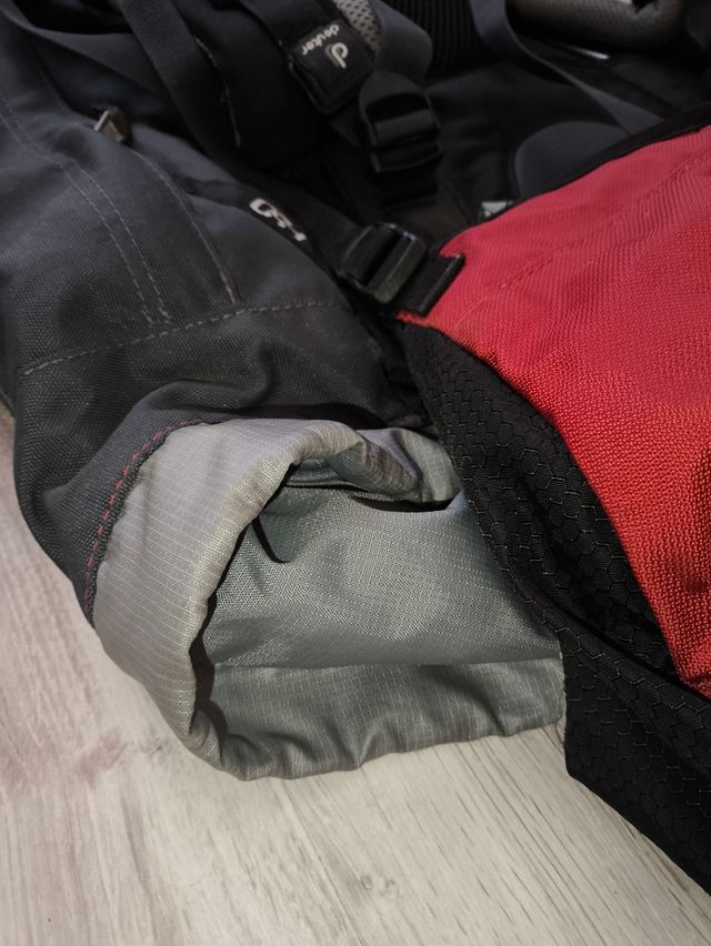 Mochila deuter 70+15 montaña alpinismo