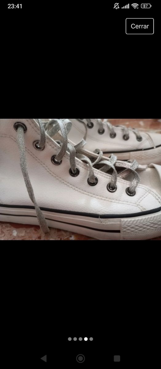 Zapatillas blancas imitación cuero