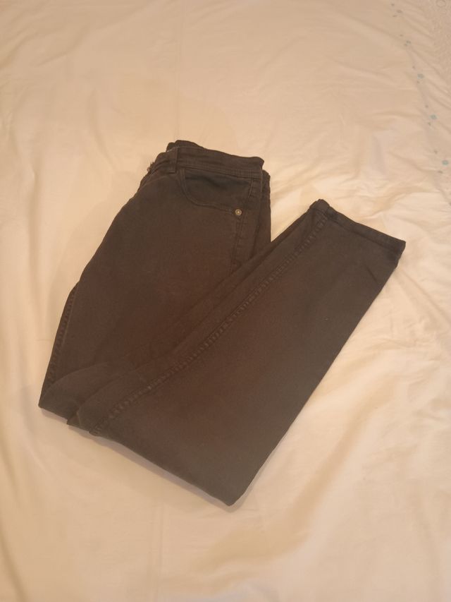 Pantalón negro
