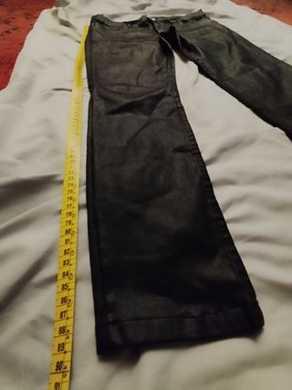 Pantalón Mango de polipiel 
