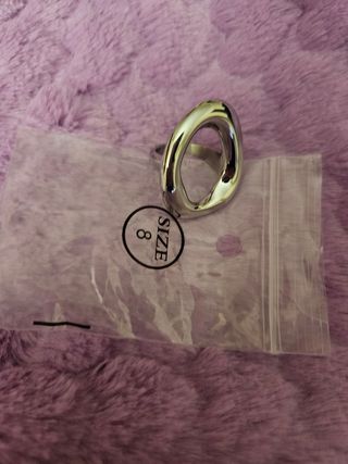 Nuevo. Anillo de acero inoxidable. 