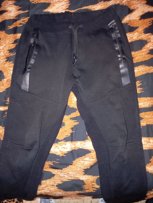 Pantalones basicos negros