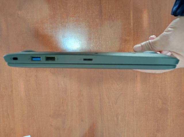 Portátil Intel Core I3 Medion Classmate Pro