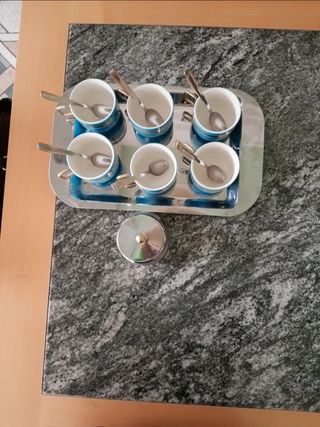 Servizio completo da the. Per 6 persone 