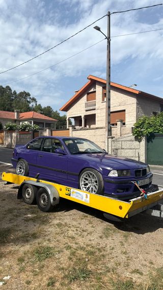 transporte de vehiculos y embarcaciones