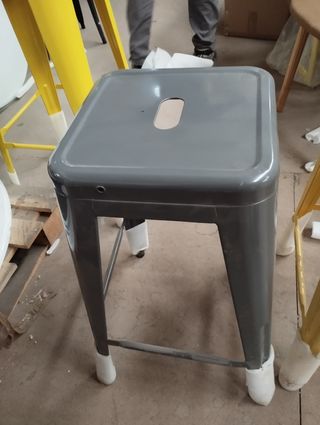 Taburetes industriales Tolix 60 cm MEDIANOS