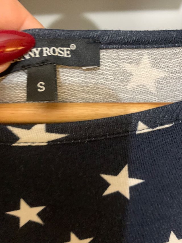 Camiseta Denny Rose Flecos