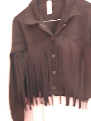 Giacca nera con frange