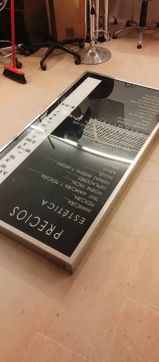 Cartel local comercial