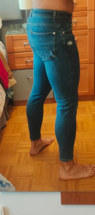 Pantalón vaquero Zara