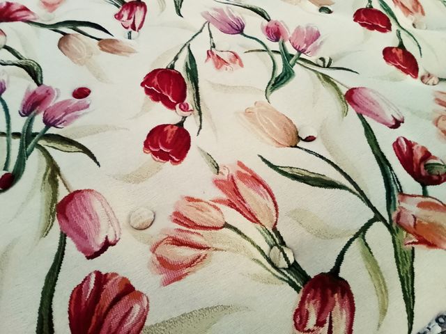 Precioso puff  1m x 1m