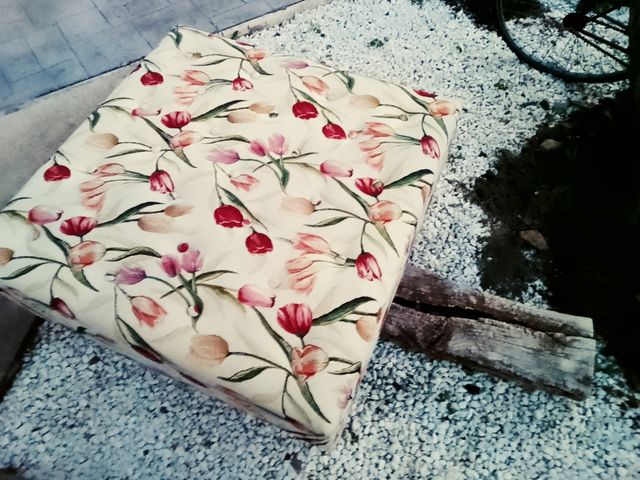 Precioso puff  1m x 1m