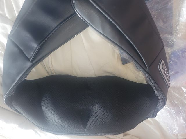 Masajeador de cuello y cuerpo cón rodillos eléctri