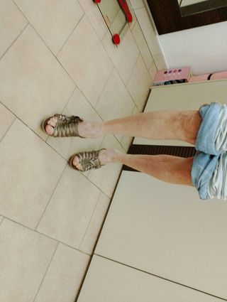 Sandali Guess usati una volta