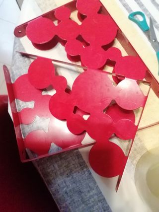 4 reggimensole metallo rosso Erby man's Ikea