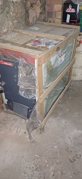 Caldaia a legna nuovissima