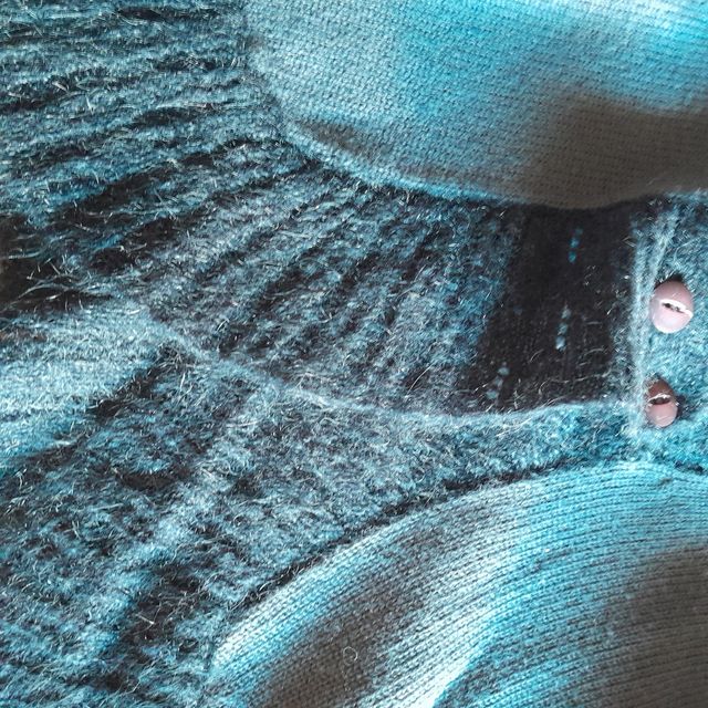 Cardigan  grigio  in lana