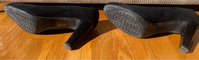 Zapato salón ante negro Geox nº 36