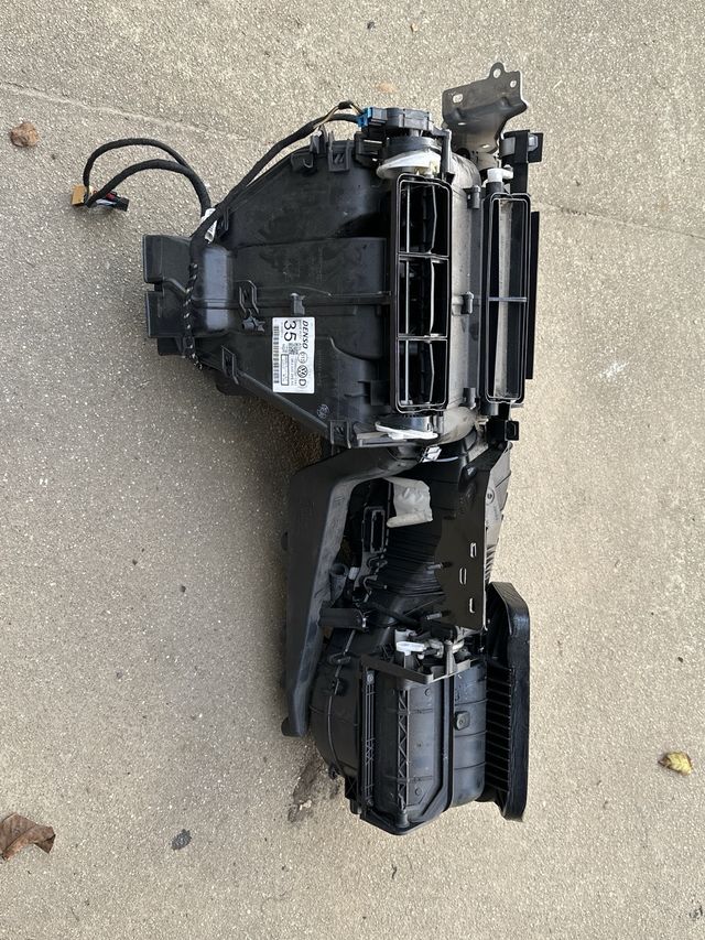 Caja climatizacion vw golf VI