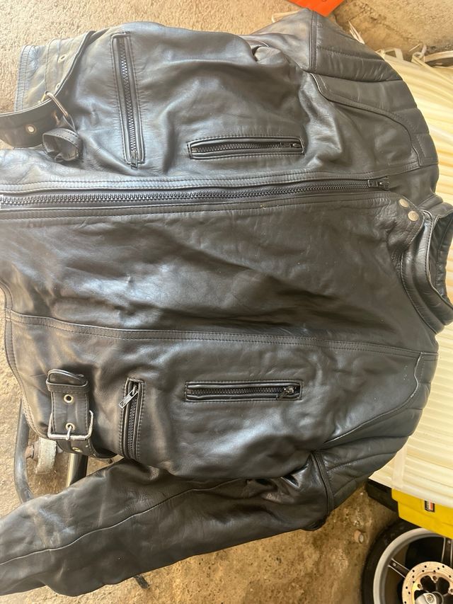 Traje de moto de cuero