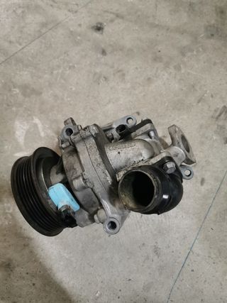 Bomba de agua opel astra k