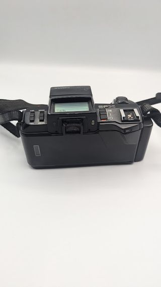 Cámara analógica Pentax SFX con Objetivo 28-80