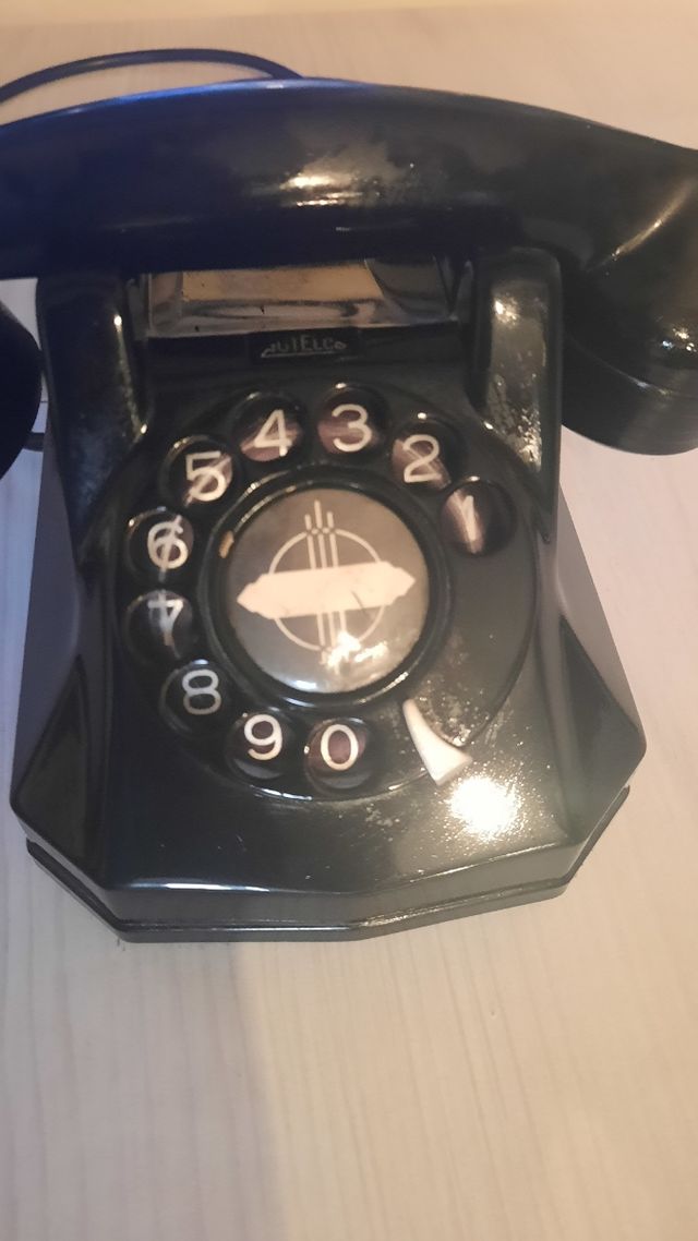 Telefono vintage anni 50/60 in bachelite