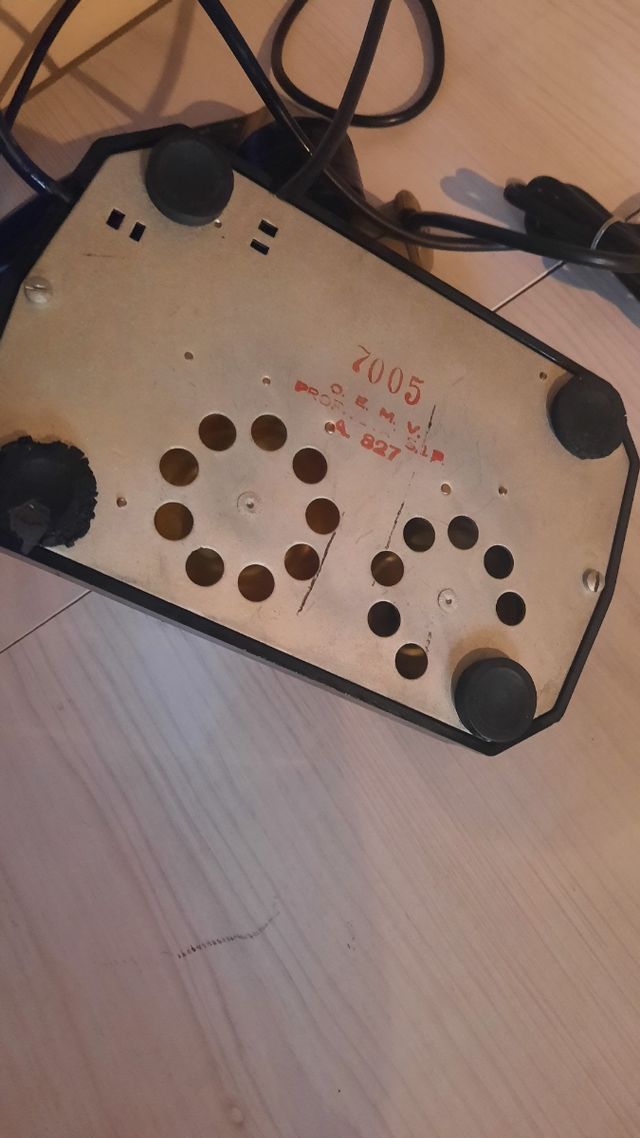 Telefono vintage anni 50/60 in bachelite