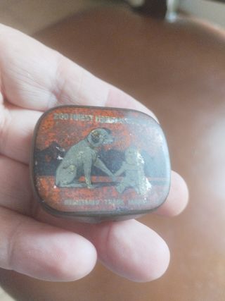 Antigua cajita metal agujas de granofo