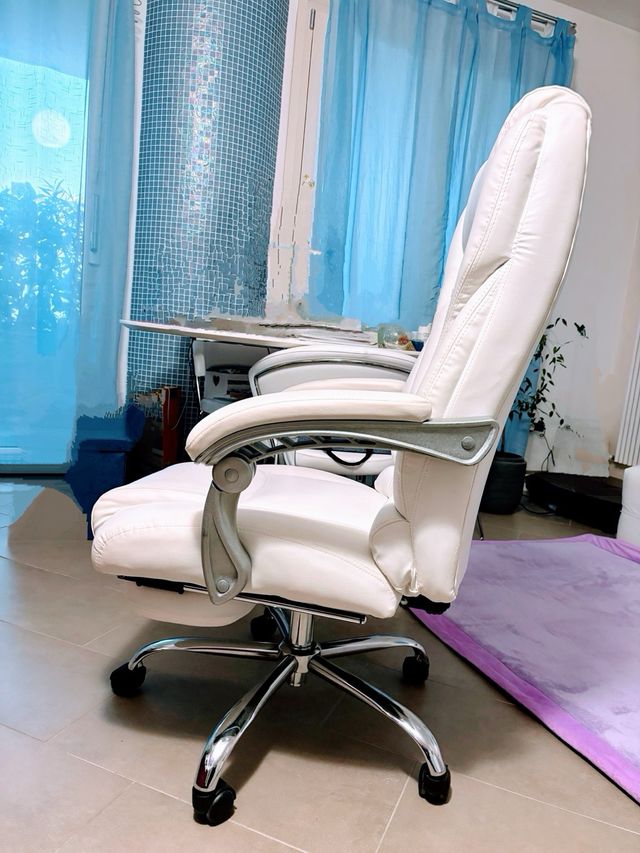 Poltrona massaggiante con ruote