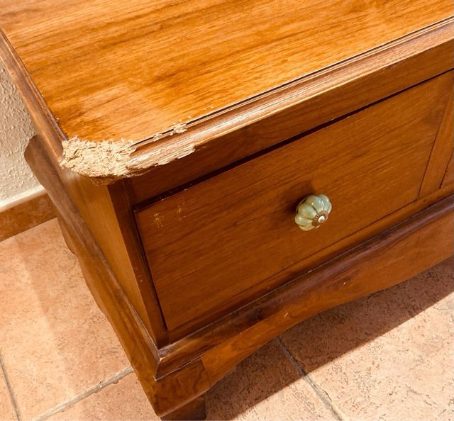 Aparador bajo TV “vintage” (para restaurar)