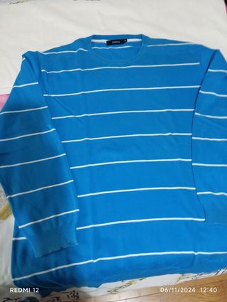 Jersey azul a rayas 