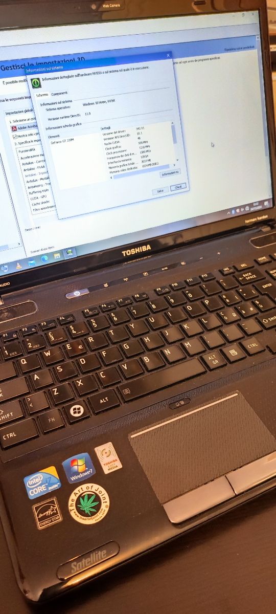 Toshiba laptop Satellite + SSD