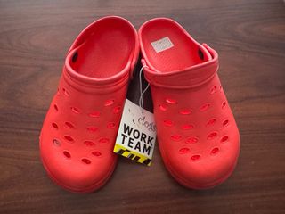 Zueco Tipo Crocs