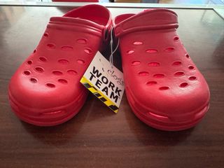 Zueco Tipo Crocs