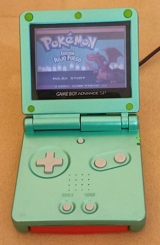 Juego Pokémon Ed. Rojo Fuego GBA SP.