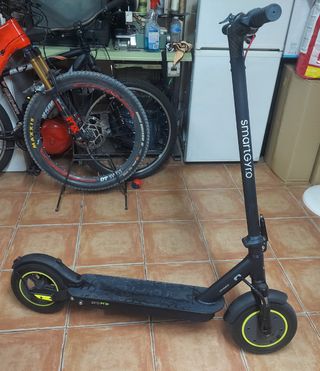 Patinete eléctrico Smartgyro Zyro PRO