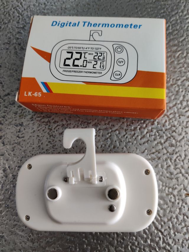 Termómetro digital colgante