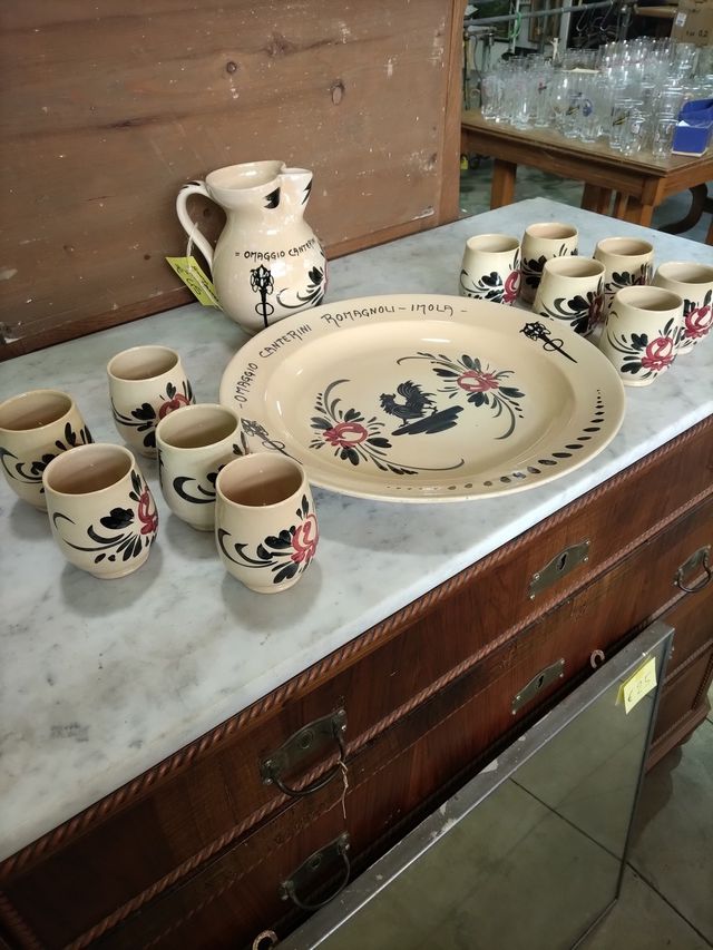 SET 11 BICCHIERI + BROCCA + PIATTO