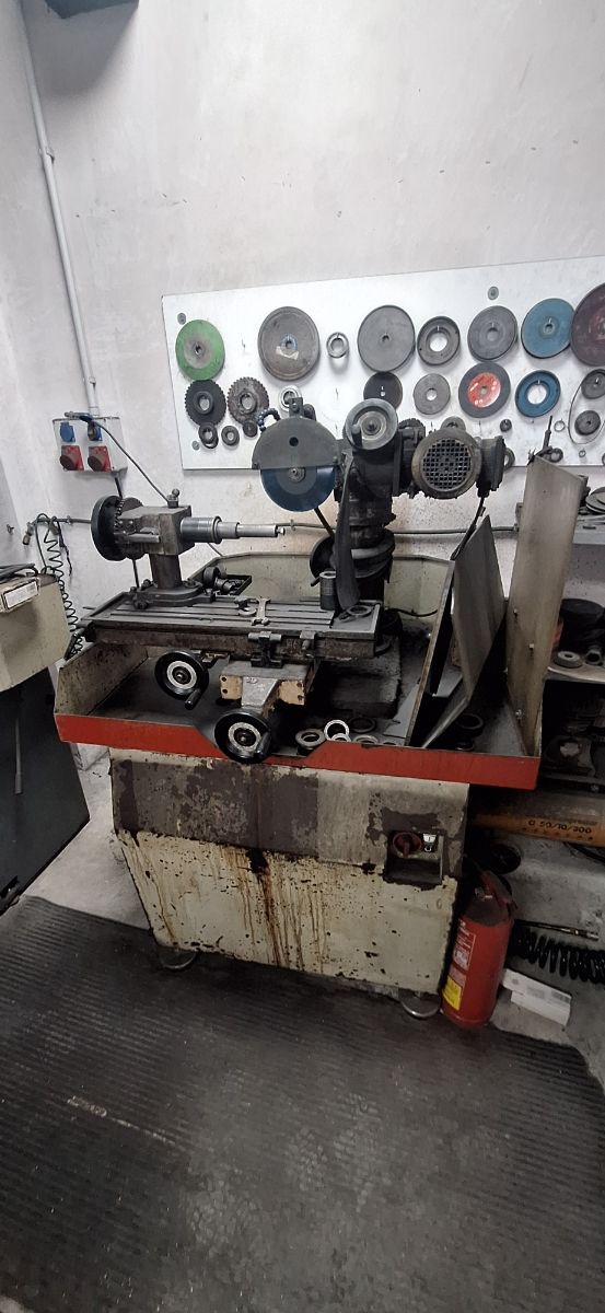 Traspaso de taller de afilado industrial