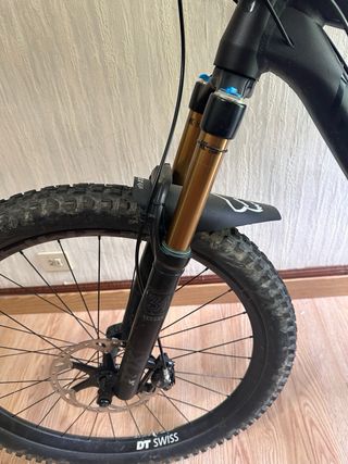 bicicleta descenso canyon