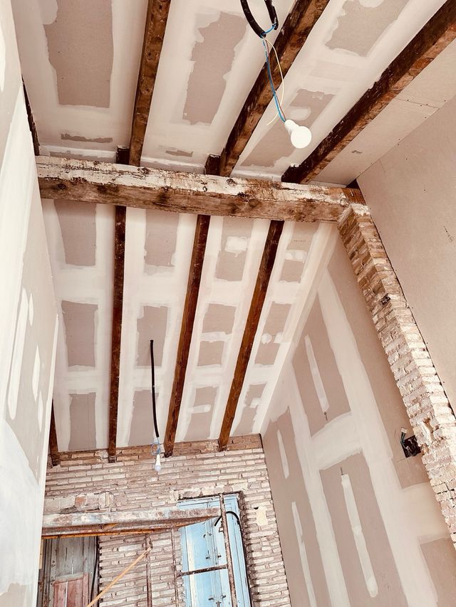 Servicios para reconstrucción afectados x Dana