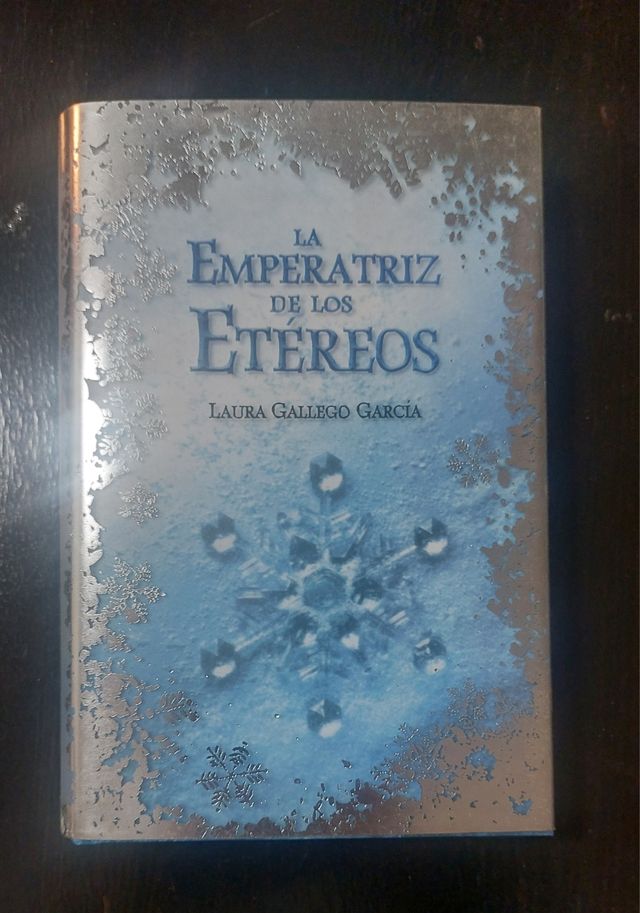 LA EMPERATRIZ DE LOS ETEREOS (Spanish Edition)
