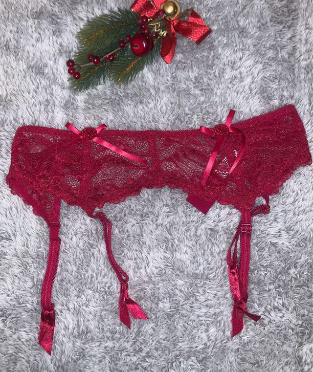 Sexy coquette Red Lace garter