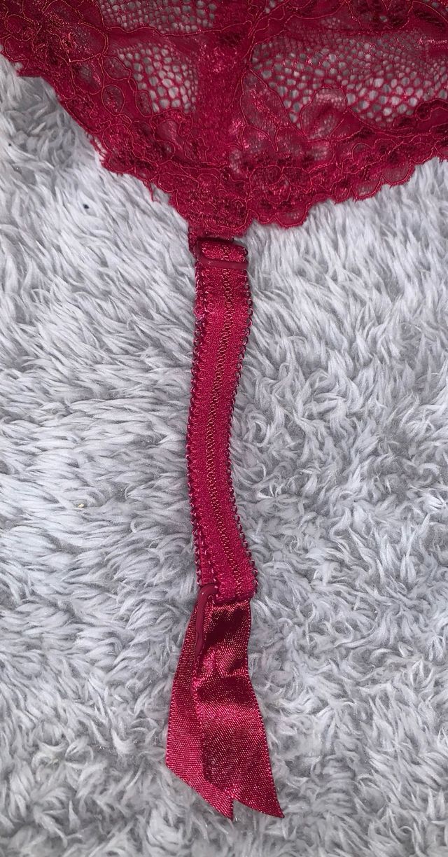 Sexy coquette Red Lace garter